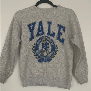 Collegiate sweatshirt vintage Yale